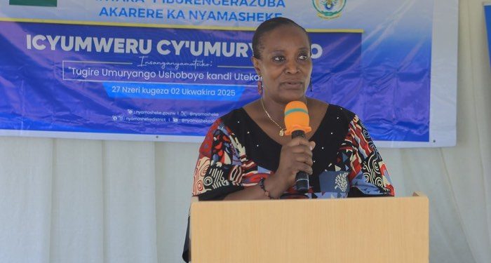 No Excuse for Skipping Legal Marriage, Gender Minister Tells Couples