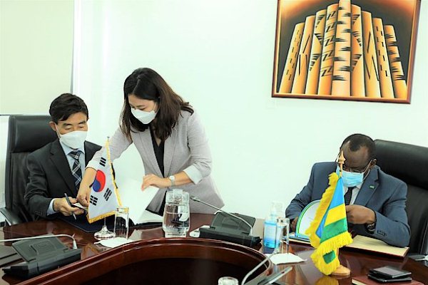 Rwanda signs Bilateral Air Services Agreement with Korea