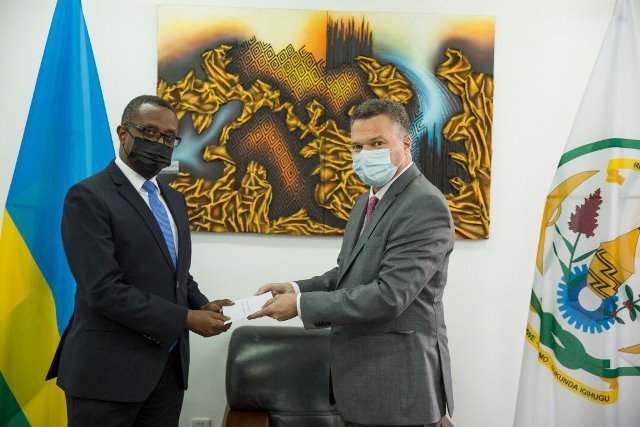 Biruta receives credentials from French Ambassador