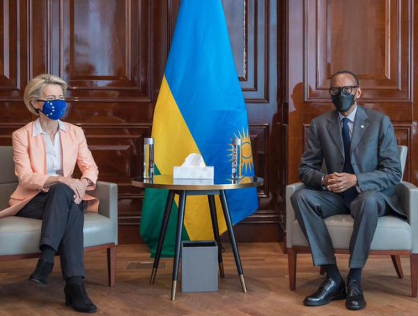 President Kagame meets with President of the European Union Commission