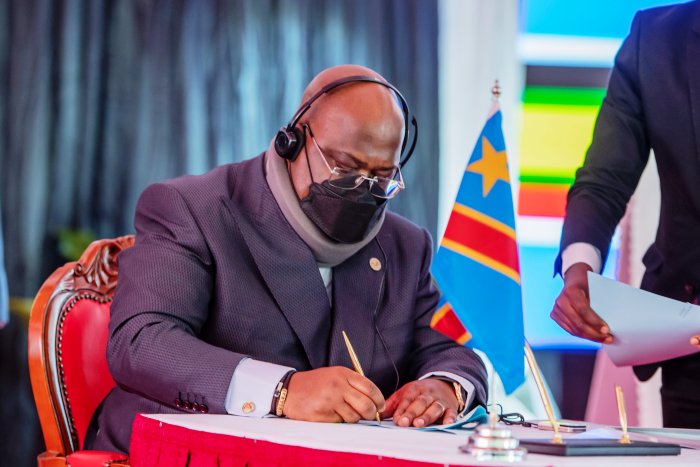 President Tshisekedi signs treaty of accession to join EAC bloc