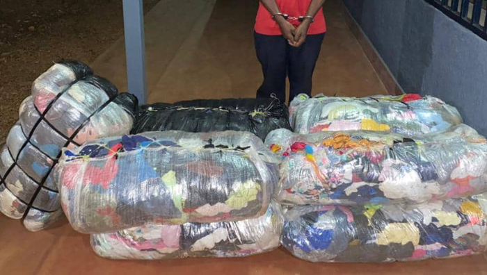 Tax body impounds vehicle in Muhanga with smuggled clothes