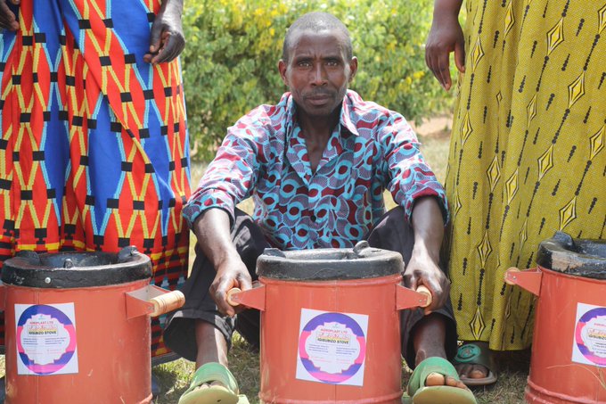 Over 250 residents receive improved cooking stoves in Nyagatare