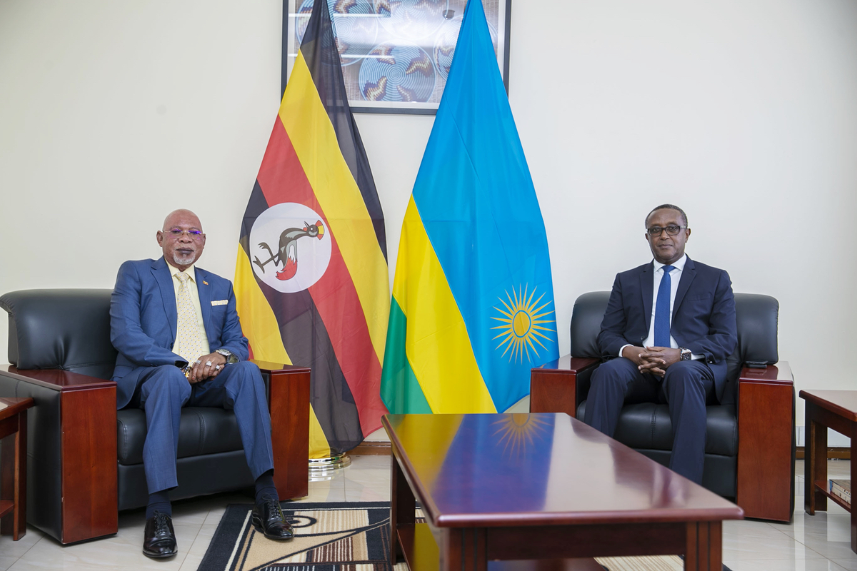 Rwanda, Uganda hold discussions to improve bilateral relations