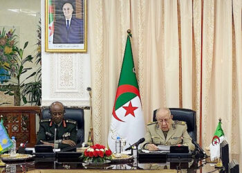 Rwanda Army Chief Gen. Kazura visits Algeria