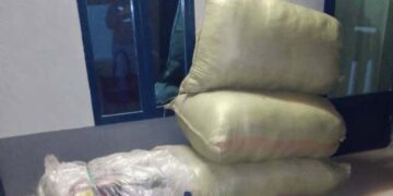 Police in Nyagatare impound vehicle with 11 bales of smuggled clothes