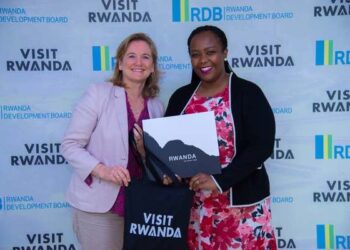 RDB CEO Akamanzi meets Arsenal’s Chief Commercial Officer