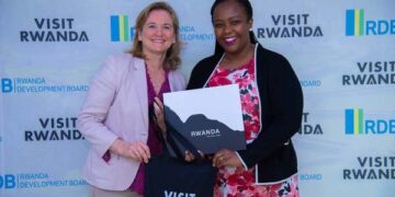 RDB CEO Akamanzi meets Arsenal’s Chief Commercial Officer