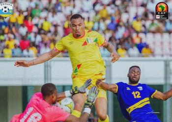 Rwanda football team held by Benin