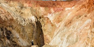 Authorities calls off search for miners in Huye accident