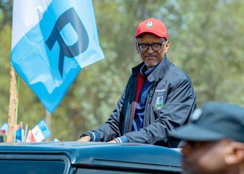 Kagame campaigns in Rubavu on second day