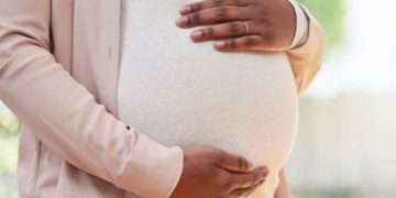 Twins Raise Heart Health Risks for Mothers