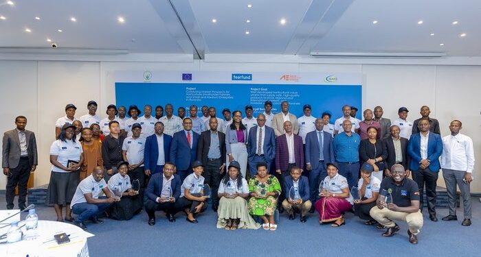 Tearfund Project Lifts 30,000 Rwandan Farmers, Boosts Exports