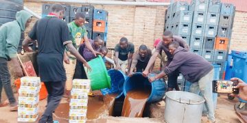 Authorities seize and Destroy Contaminated Alcohol in Kayonza District