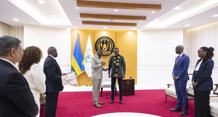 Kagame Meets Asante Kingdom Envoy to Boost Trade, Investment Ties