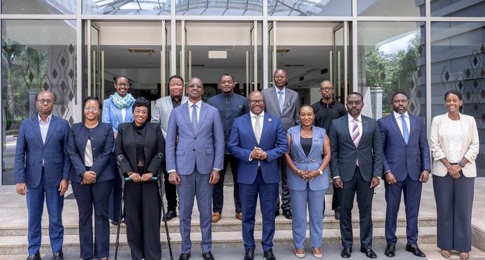 Prime Minister meets new private sector leaders to boost investment