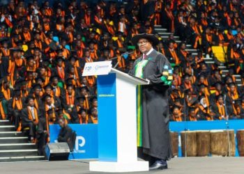 PM Nsengiyumva urges polytechnic graduates to embrace technological change