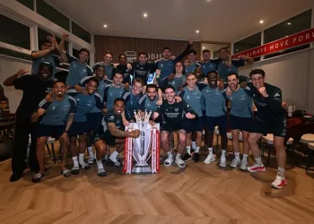 Arsenal celebrate the title win with a game to spare