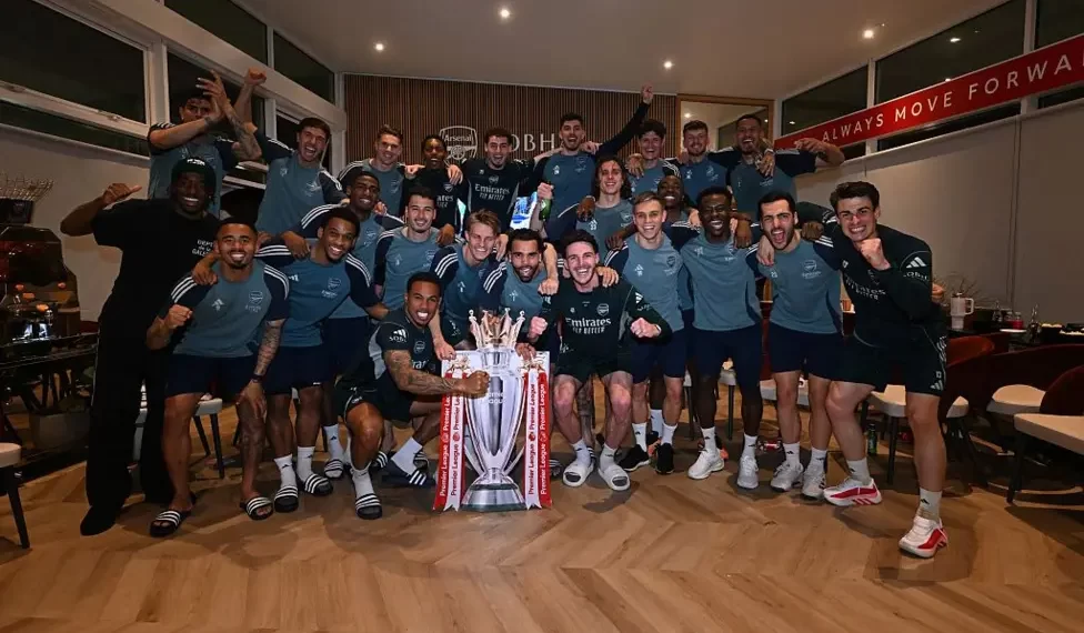 Arsenal celebrate the title win with a game to spare