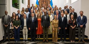 Kagame receives Panama business delegation to discuss investment opportunities