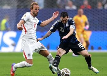 World Cup: Argentina defeat England 2-1 in a dramatic late double
