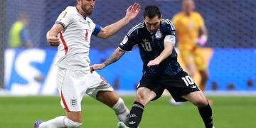 World Cup: Argentina defeat England 2-1 in a dramatic late double