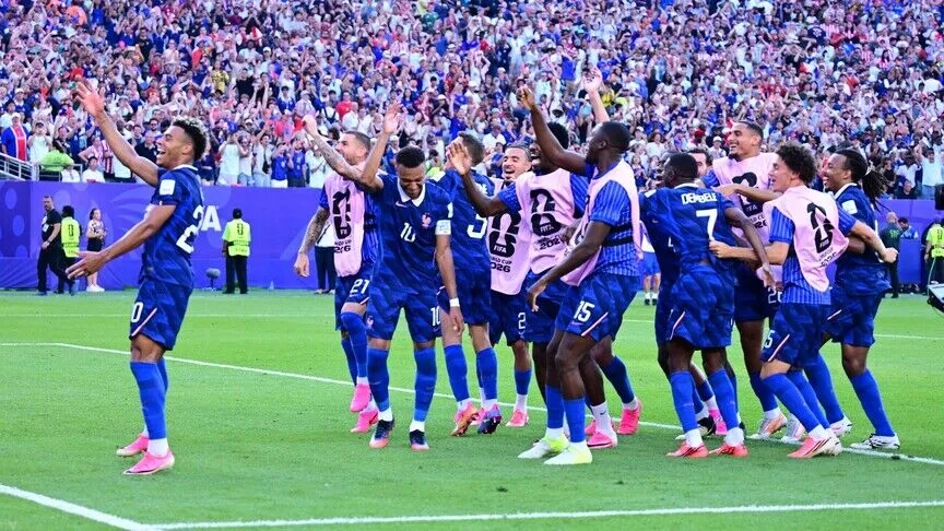 Mbappé penalty sends France into World Cup quarter-finals against Morocco
