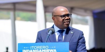Rwanda PM urges youth to make right choices amid opportunities, temptations