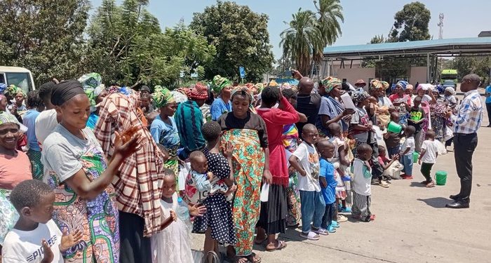 Over 400 Rwandans return from Eastern Congo