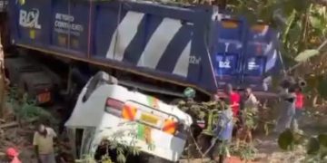Police hunt truck driver who fled Karongi crash that killed six